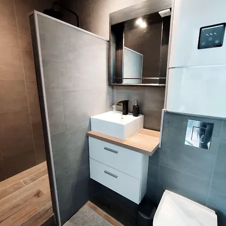 펜션 Lila - Wi-fi, Climatisation, Cafe & Petites Attentions