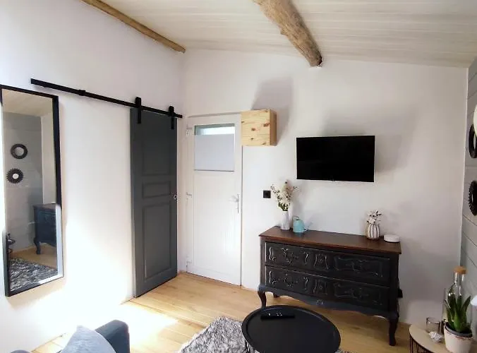 Lila カルカソンヌ